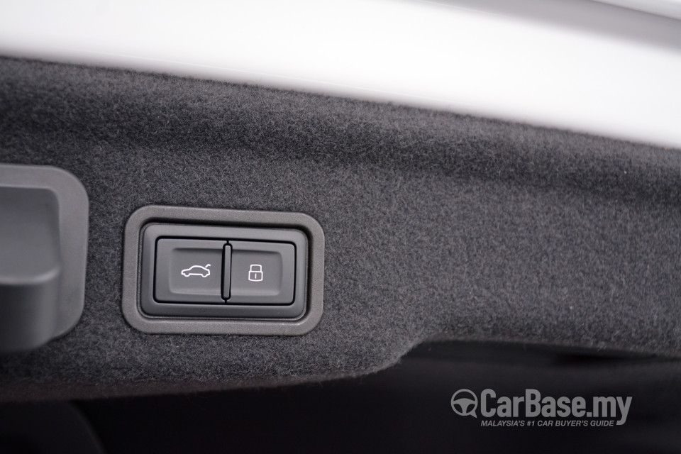 Audi A8 D4 Facelift (2014) Interior