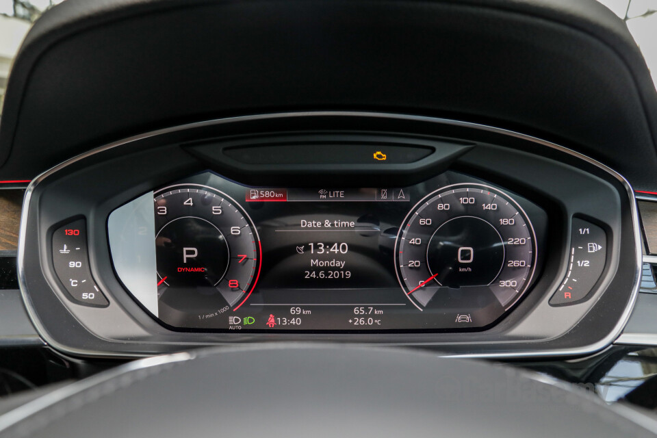 Audi A8 D5 (2019) Interior