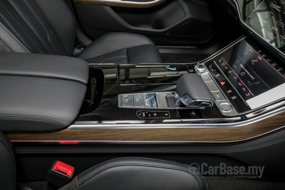 Audi A8 D5 (2019) Interior