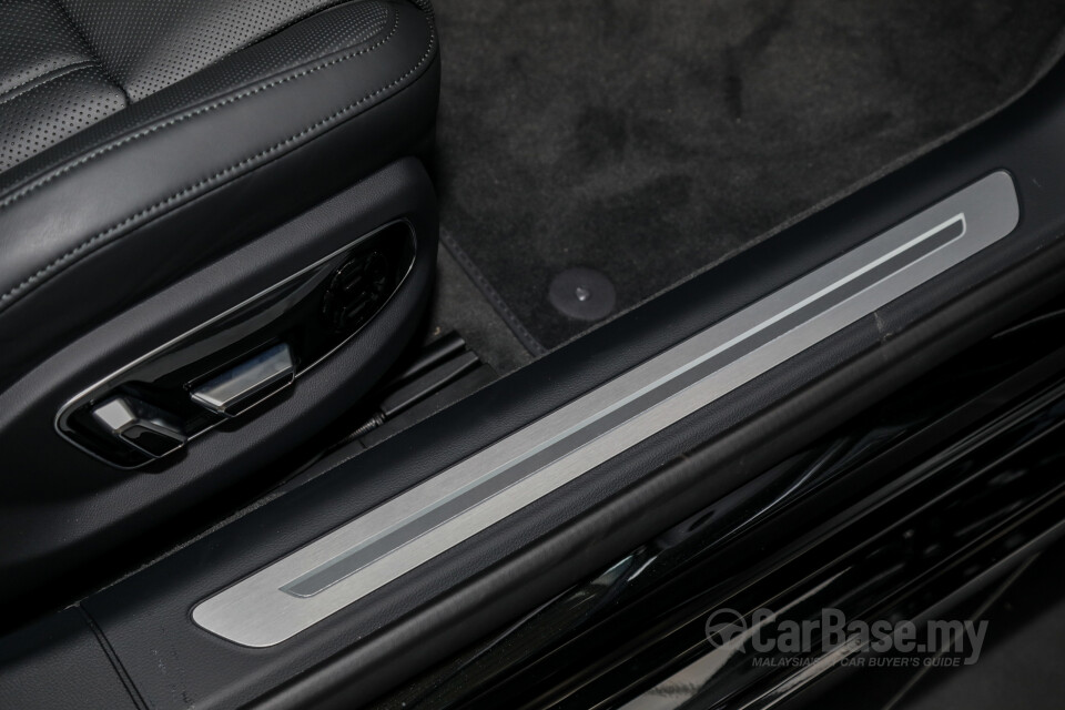 Audi A8 D5 (2019) Interior
