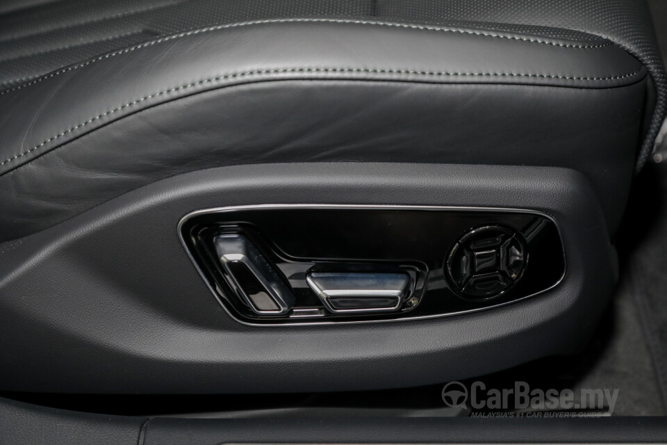 Audi A8 D5 (2019) Interior