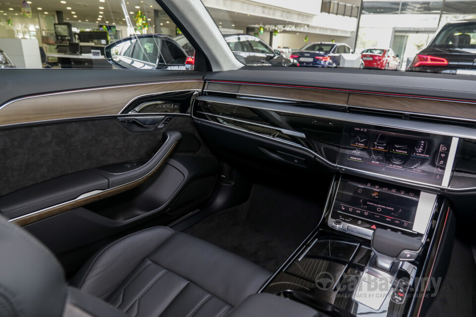 Audi A8 D5 (2019) Interior