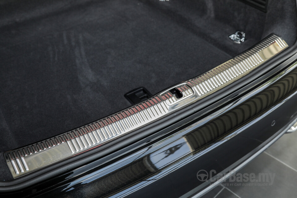 Audi A8 D5 (2019) Interior