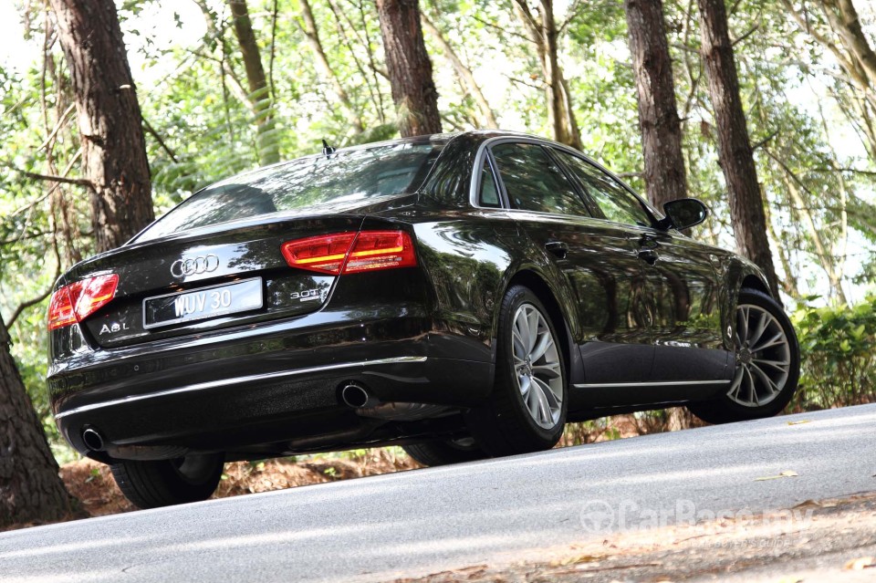 Audi A8 D4 (2011) Exterior