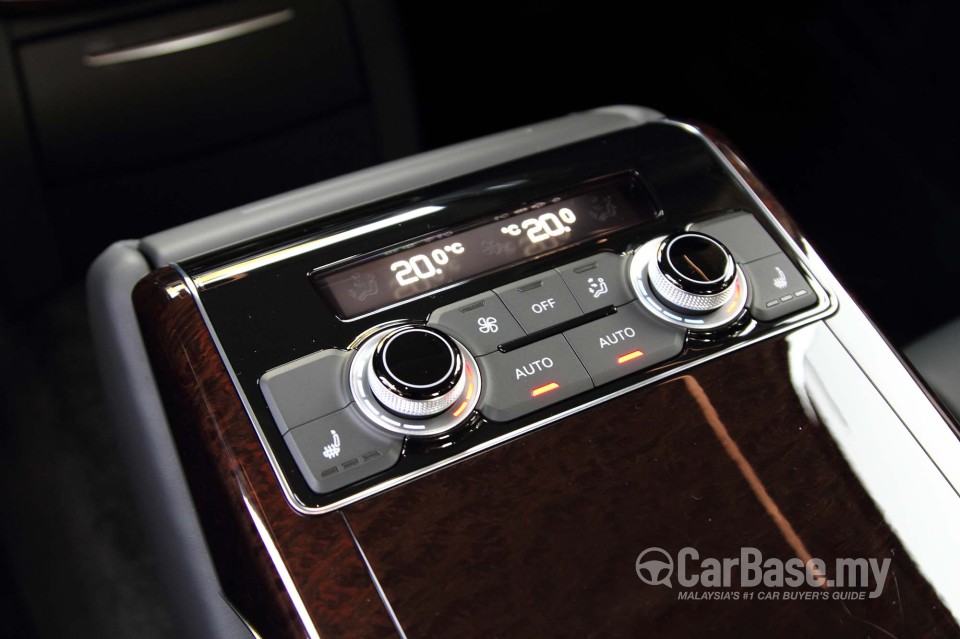 Audi A8 D4 (2011) Interior
