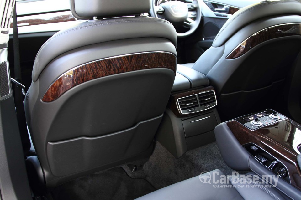 Audi A8 D4 (2011) Interior