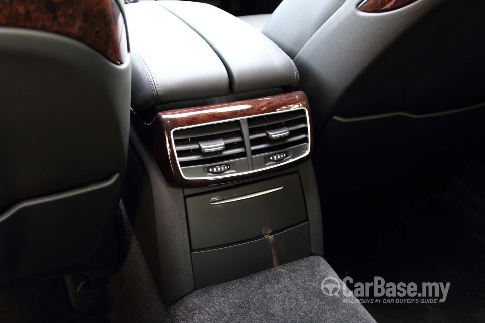 Audi A8 D4 (2011) Interior