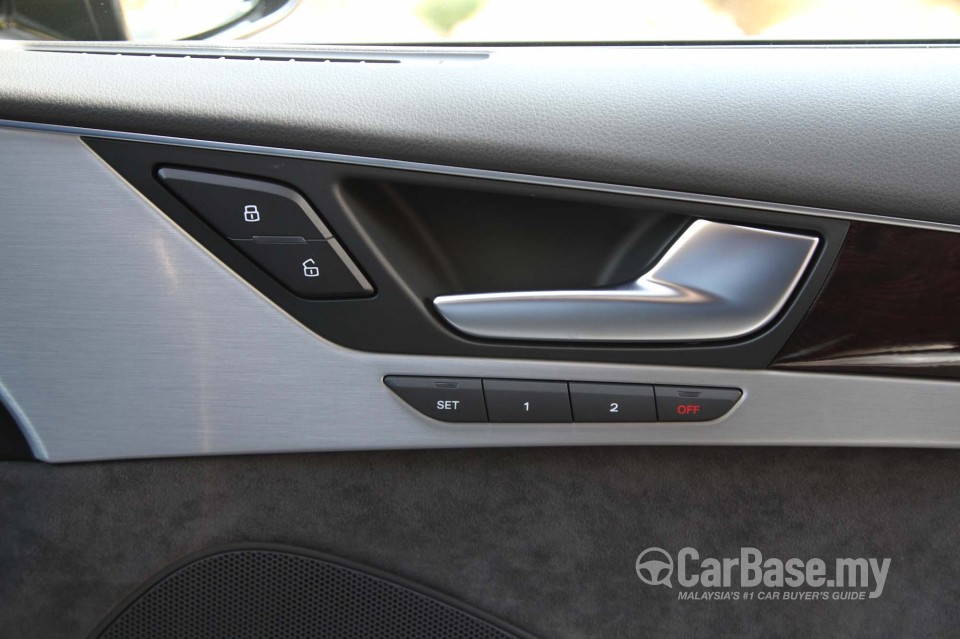 Audi A8 D4 (2011) Interior