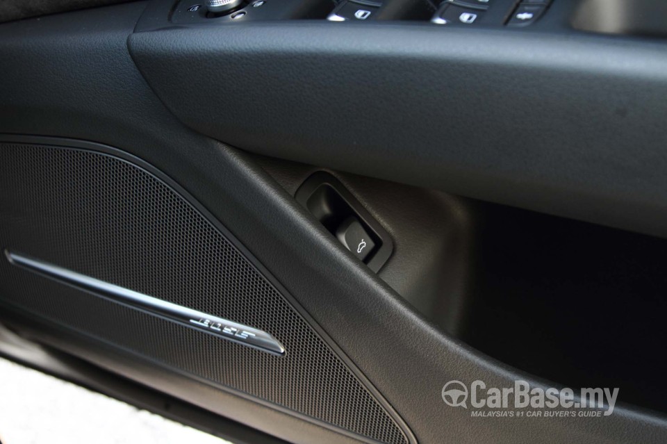 Audi A8 D4 (2011) Interior