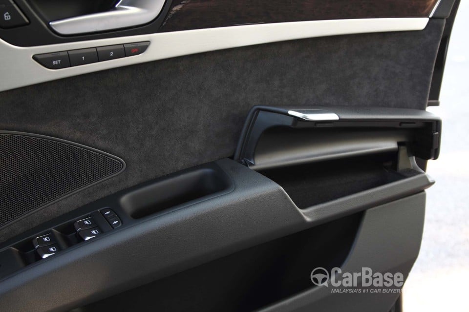 Audi A8 D4 (2011) Interior