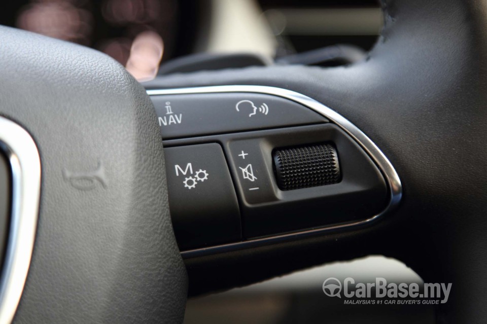 Audi A8 D4 (2011) Interior