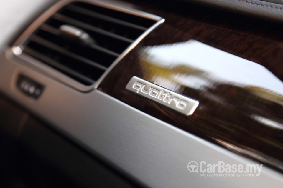Audi A8 D4 (2011) Interior