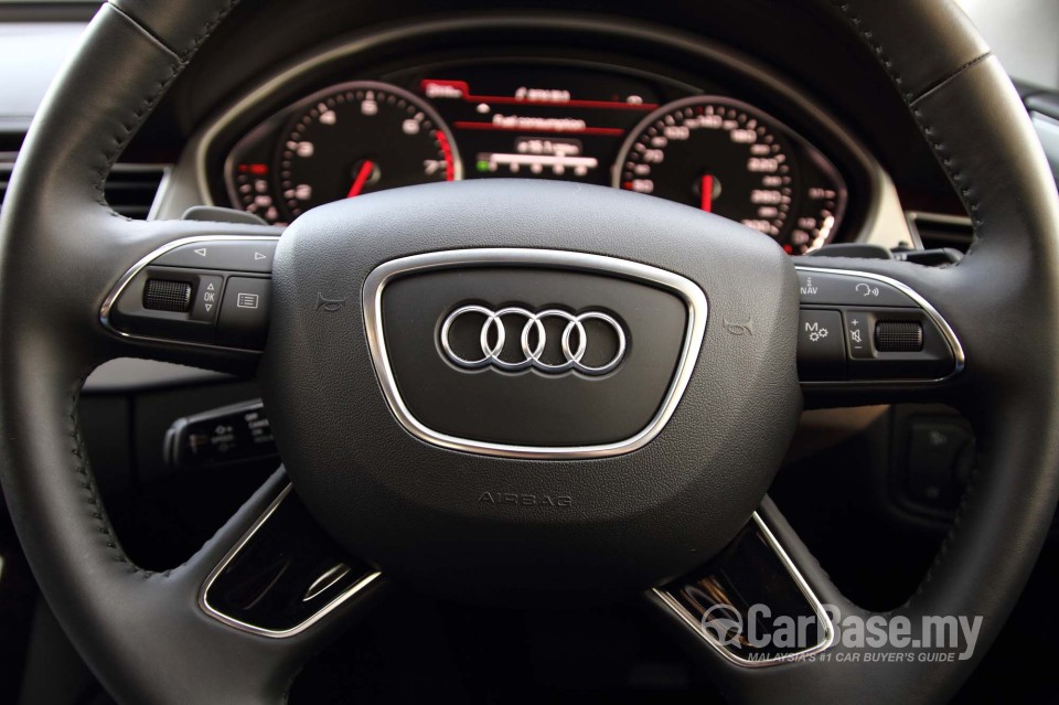 Audi A8 D4 (2011) Interior