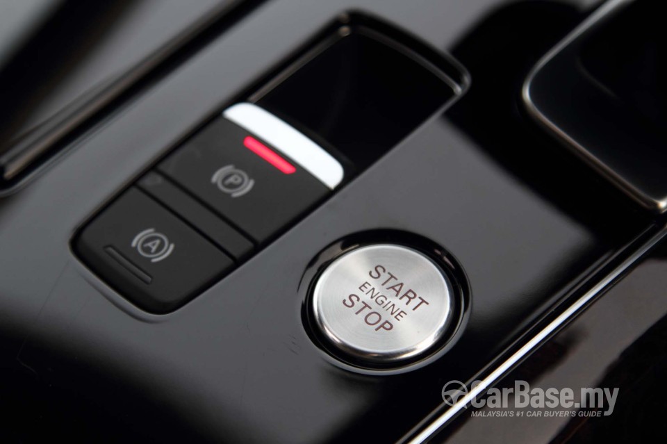 Audi A8 D4 (2011) Interior