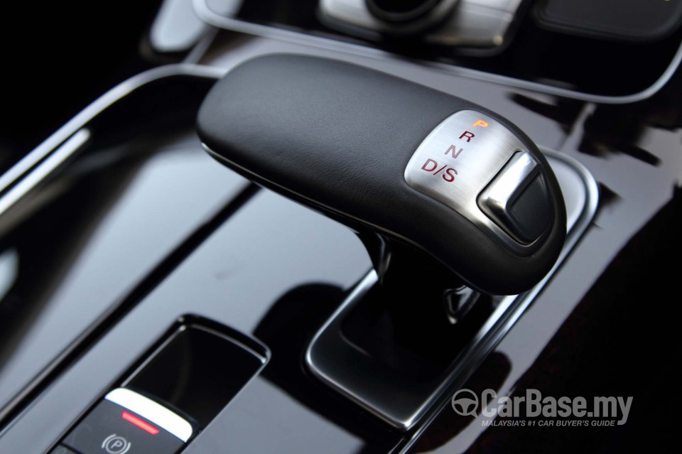 Audi A8 D4 (2011) Interior