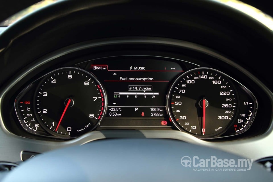 Audi A8 D4 (2011) Interior