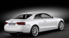 Audi A5 Coupe Exterior photo