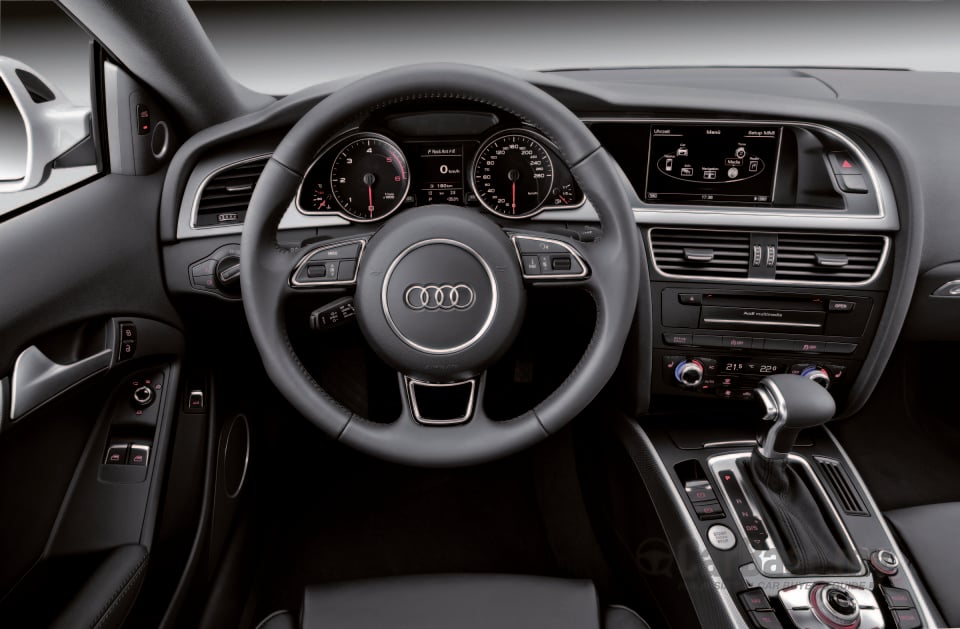 Audi A5 Coupe 8T3 (2011) Interior