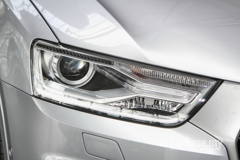 Audi Q3 8U Facelift (2015) Exterior