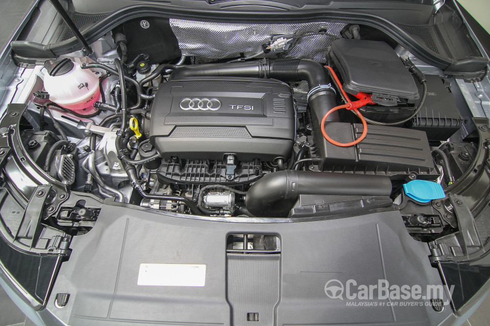 Audi Q3 8U Facelift (2015) Exterior