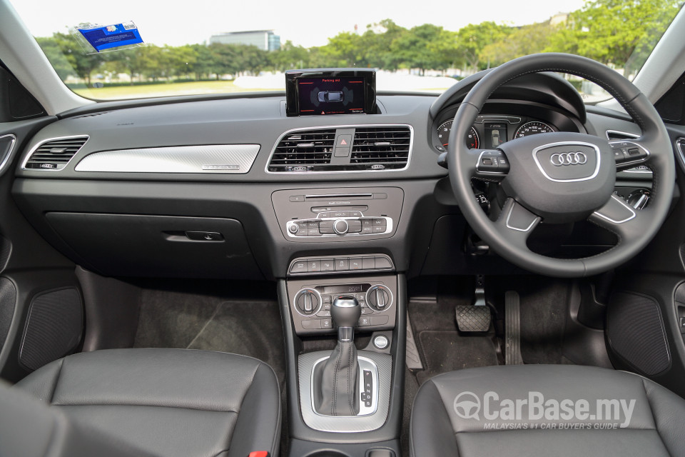 Audi Q3 8U Facelift (2015) Interior