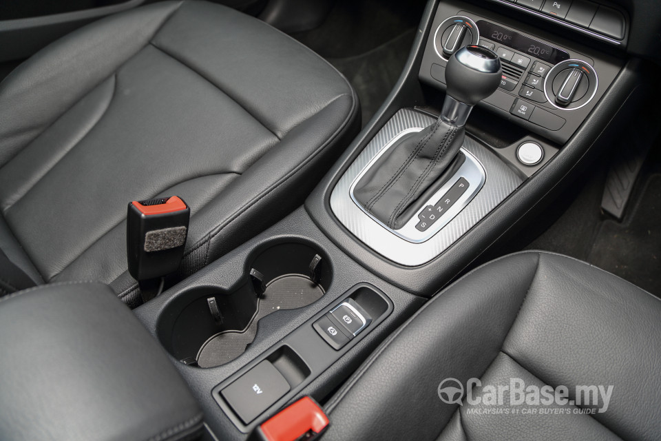 Audi Q3 8U Facelift (2015) Interior