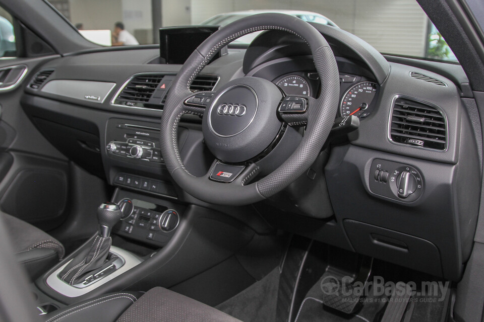 Honda Jazz GK Facelift (2017) Interior