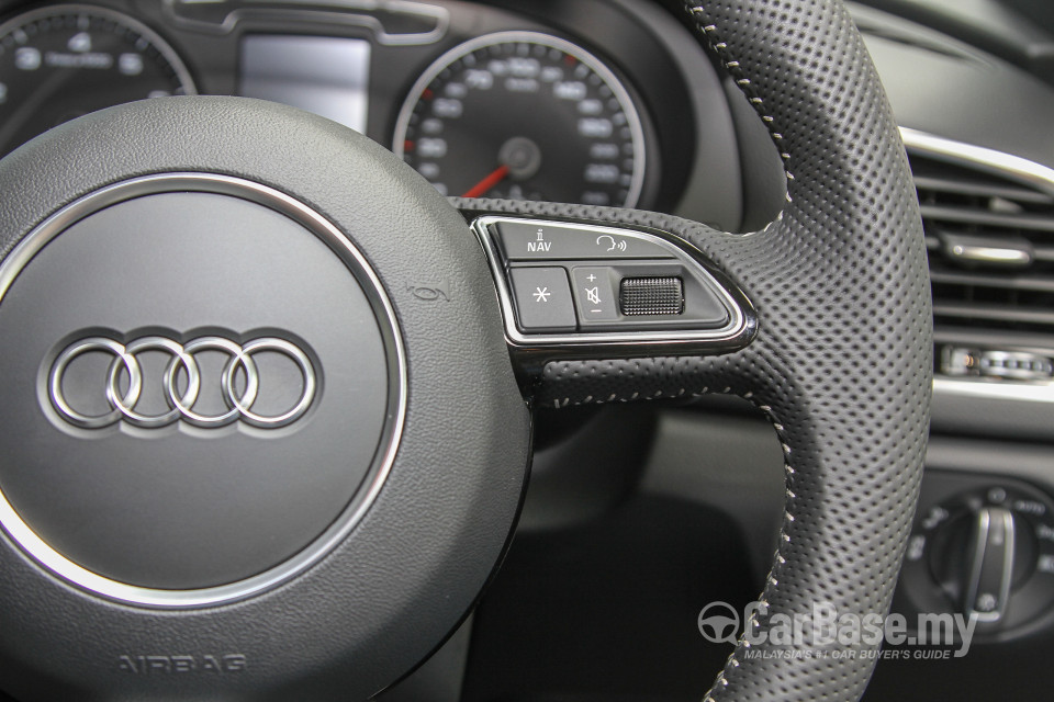 Audi Q3 8U Facelift (2015) Interior