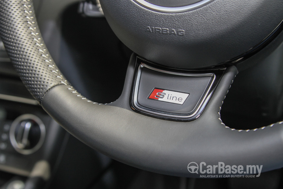 Audi Q3 8U Facelift (2015) Interior