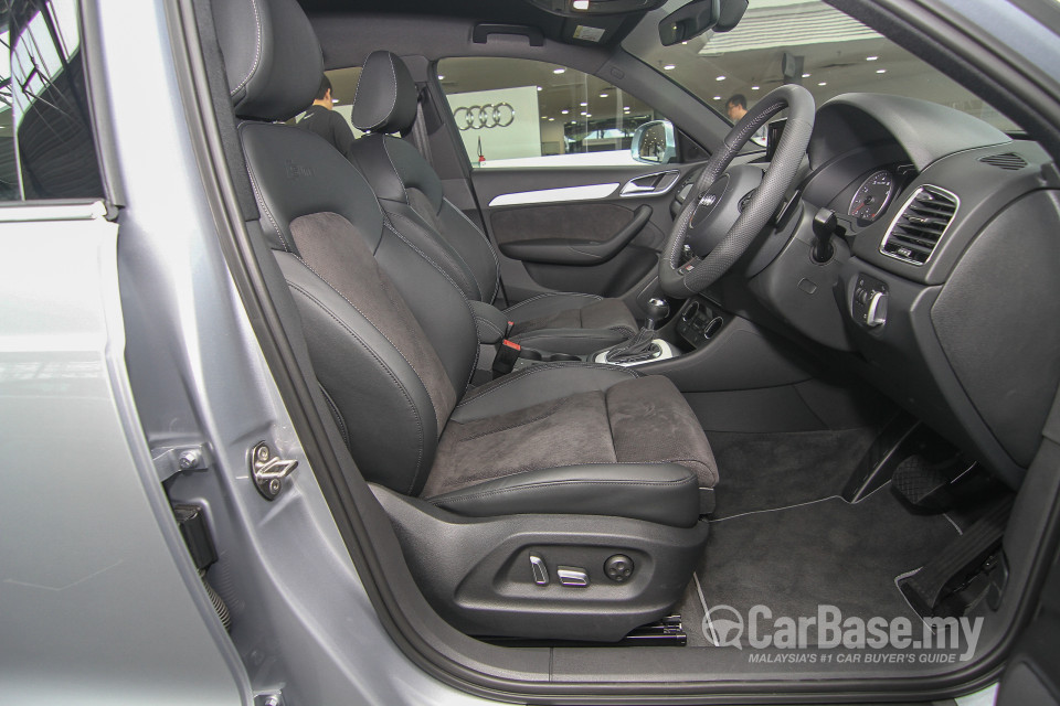 Audi Q3 8U Facelift (2015) Interior