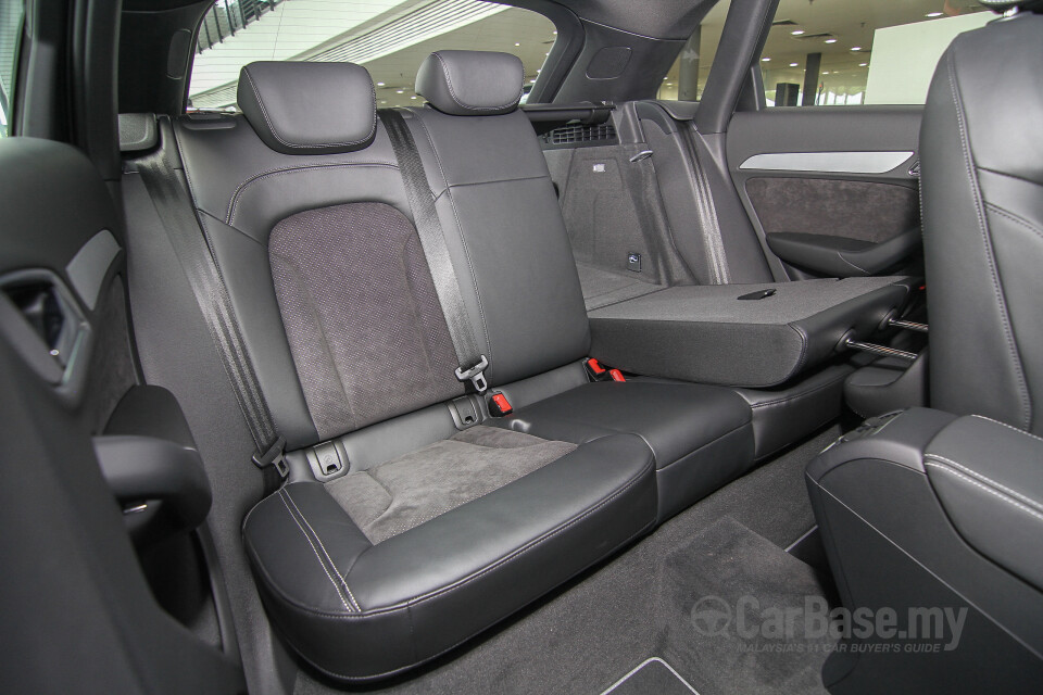 Toyota Fortuner AN160 (2016) Interior