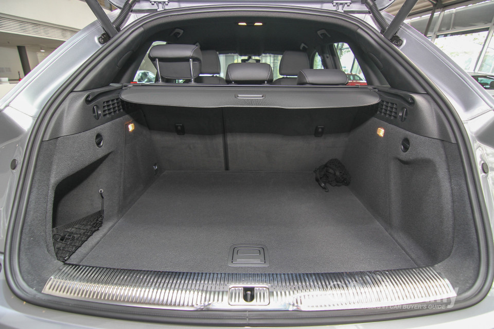 Audi Q3 8U Facelift (2015) Interior