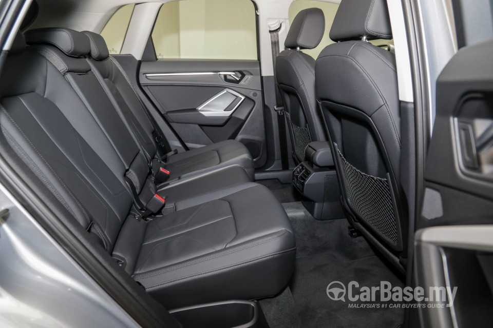 Audi Q3 F3 (2019) Interior