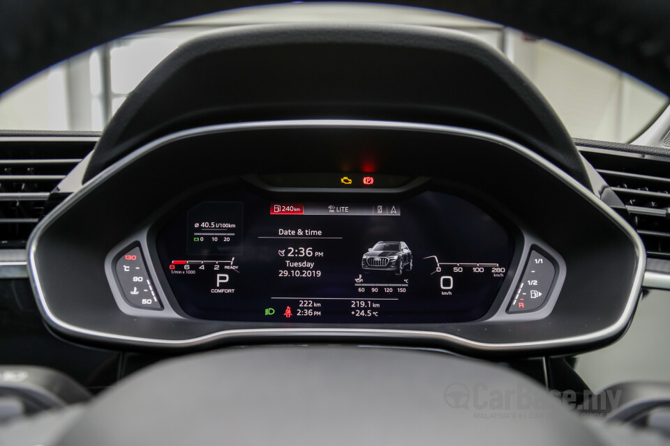 Audi Q3 F3 (2019) Interior