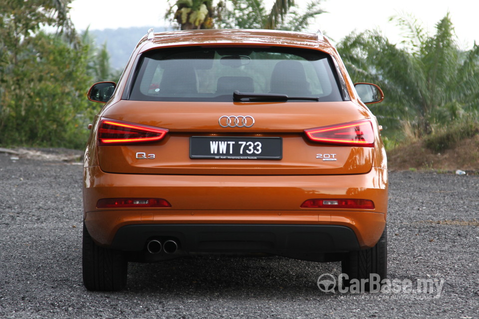 Audi Q3 8U (2012) Exterior