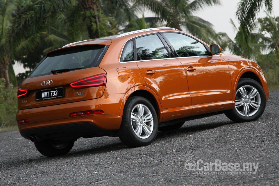 Audi Q3 8U (2012) Exterior