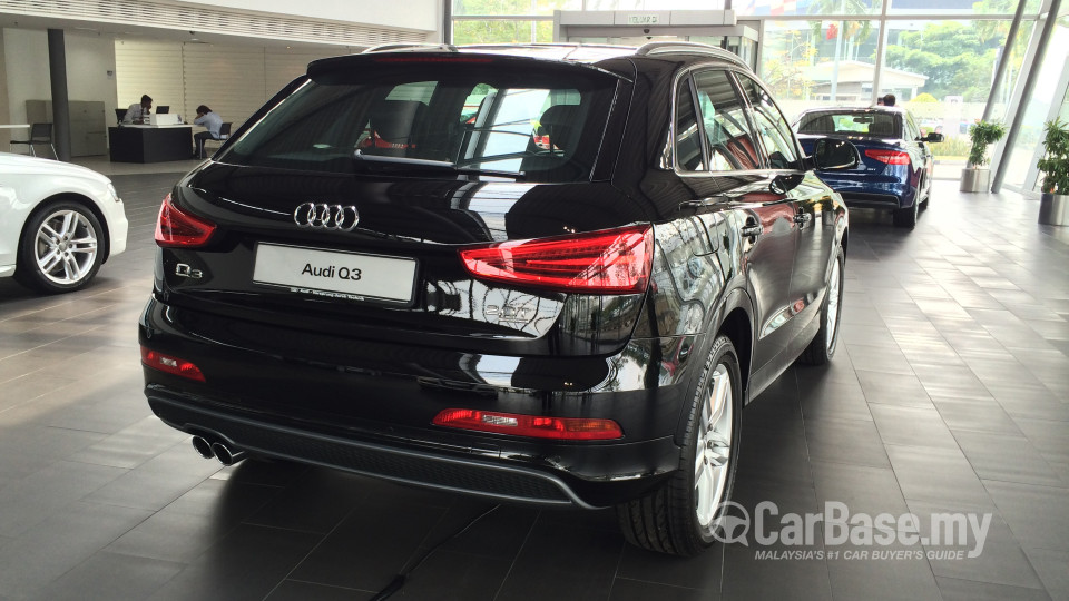 Audi Q3 8U (2012) Exterior