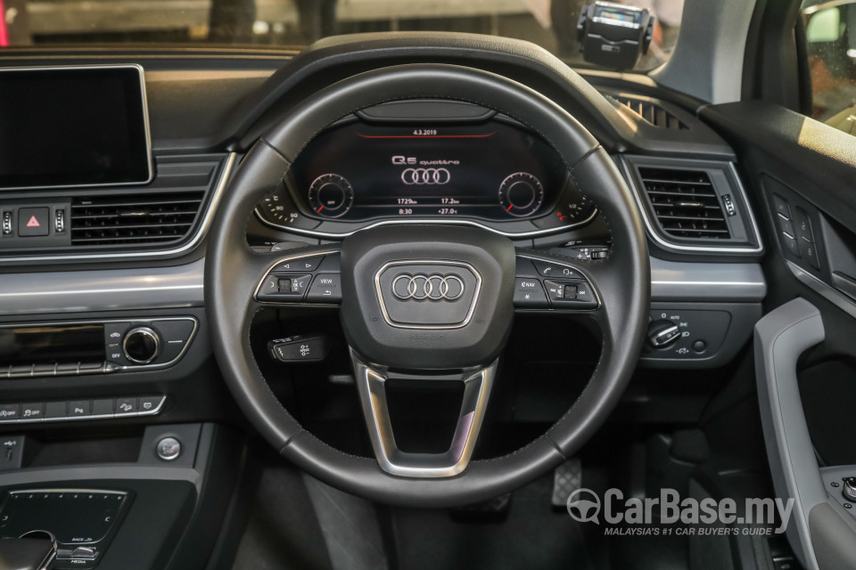 Audi Q5 FY (2019) Interior