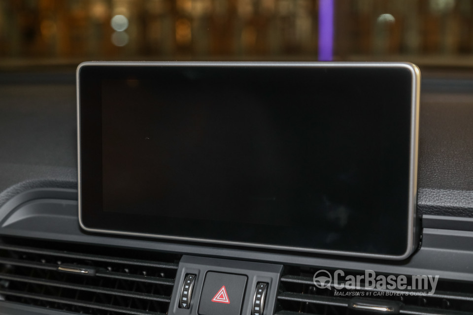 Audi Q5 FY (2019) Interior