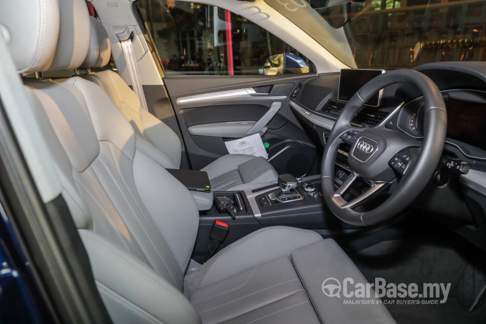 Audi Q5 FY (2019) Interior