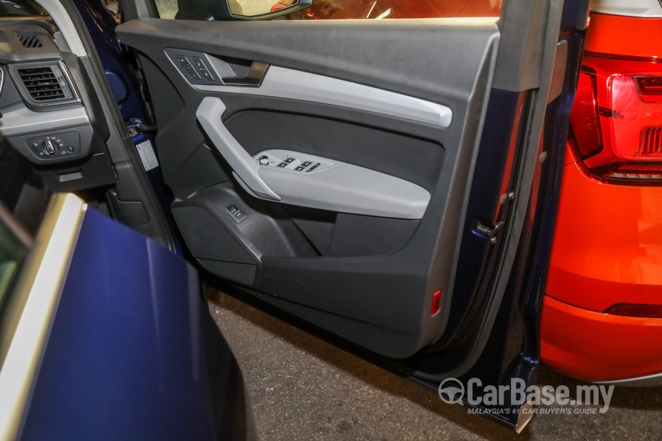 Audi Q5 FY (2019) Interior