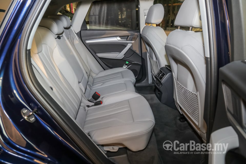 Audi Q5 FY (2019) Interior