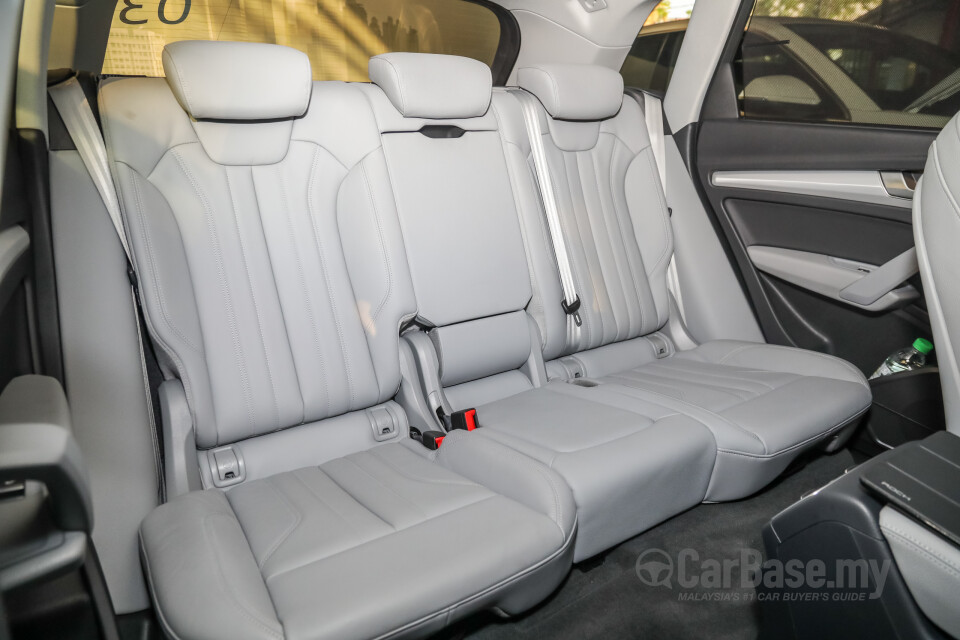 Chevrolet Cruze J300 (2012) Interior