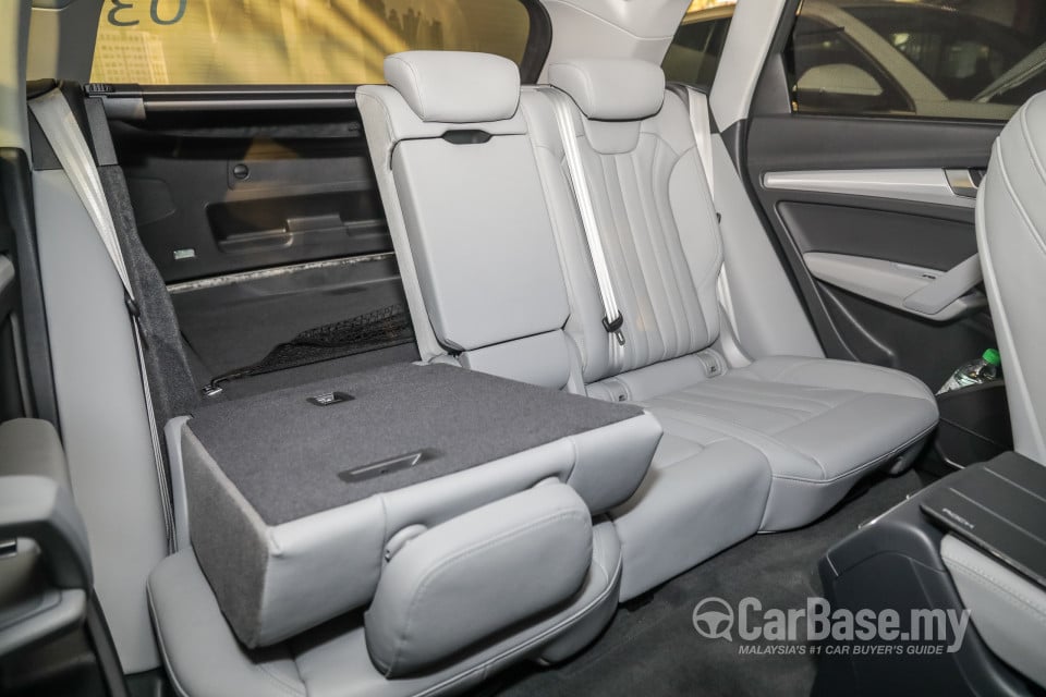 Audi Q5 FY (2019) Interior