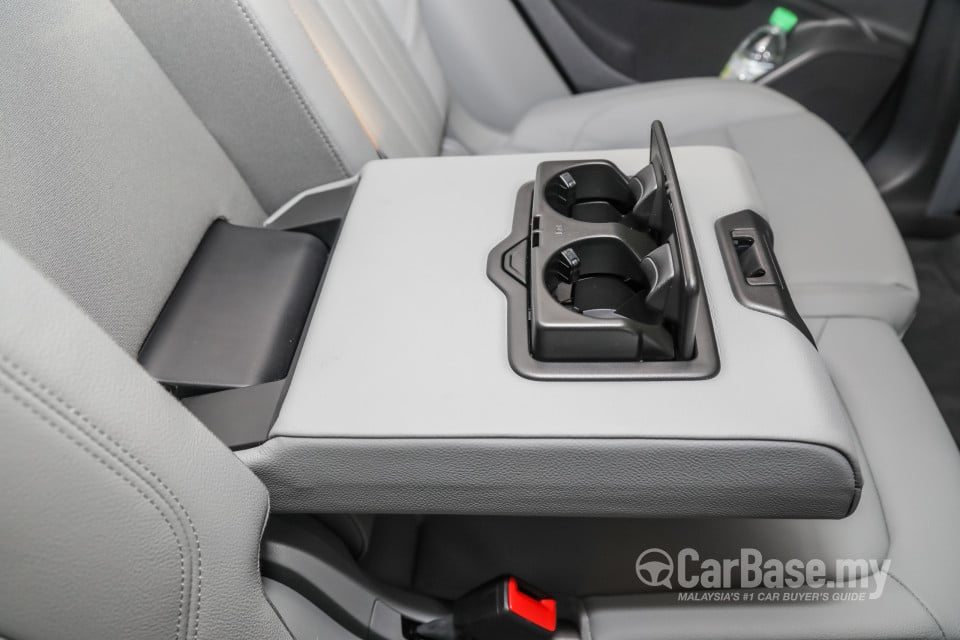 Audi Q5 FY (2019) Interior