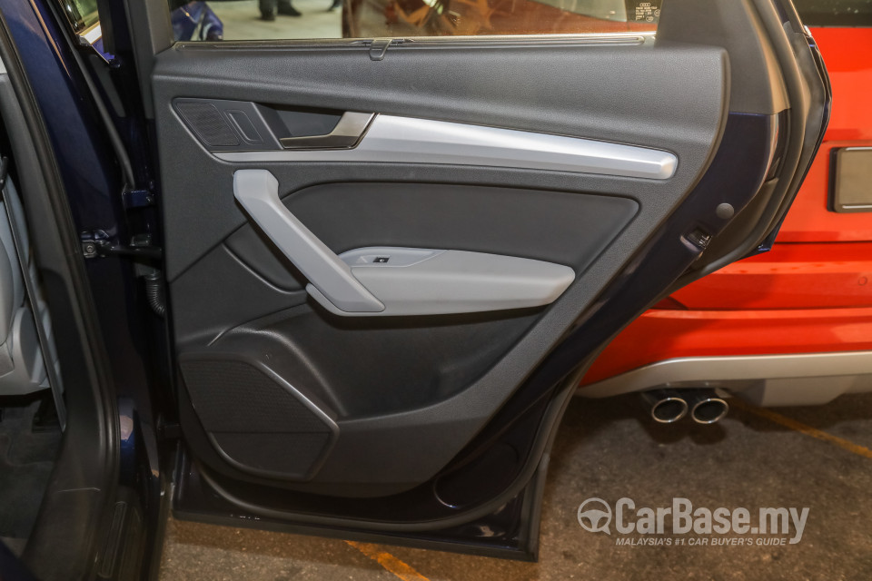 Audi Q5 FY (2019) Interior