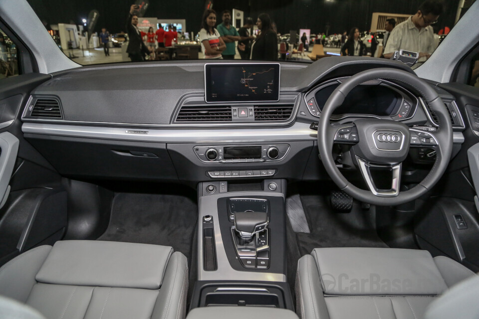 Mazda MX-5 ND (2015) Interior