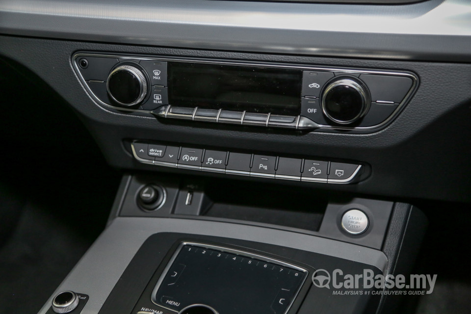 Audi Q5 FY (2019) Interior