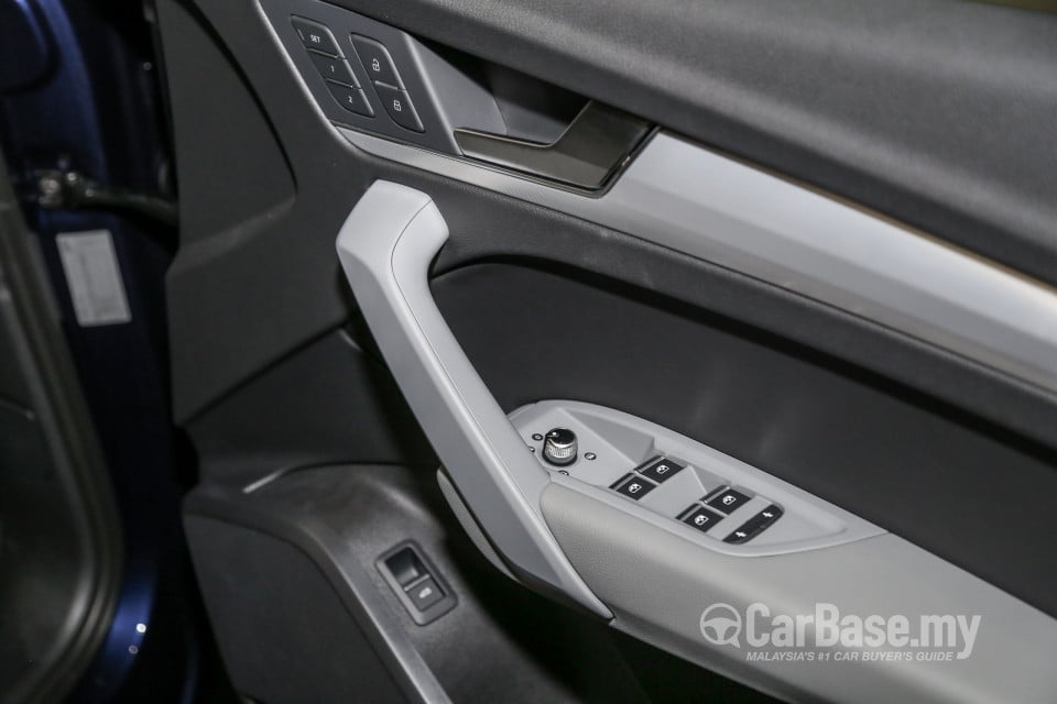 Audi Q5 FY (2019) Interior