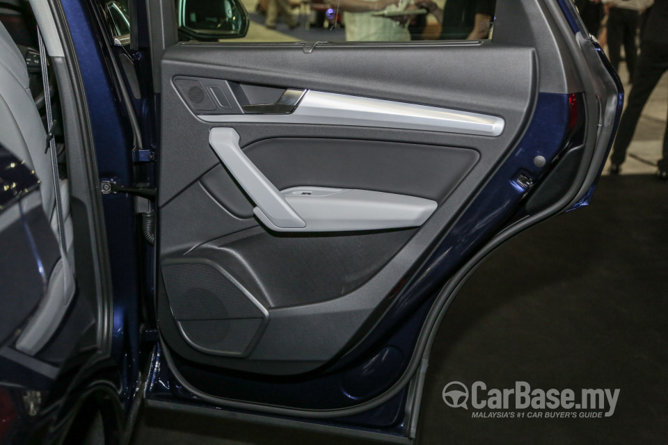 Audi Q5 FY (2019) Interior